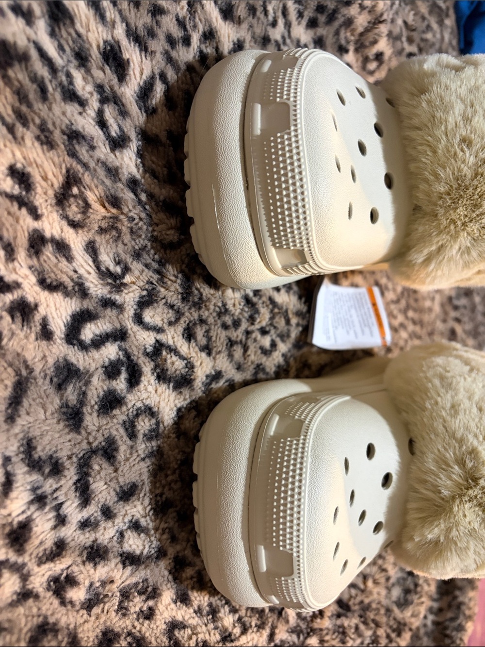 CROCS Furever Crush Plush Lined Clogs - Cream - Picture 6 of 6
